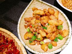 -万重锦·人文川菜馆(骡马市店)