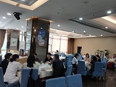 -方鼎食府
