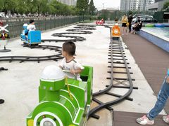 -蒙特利亲子乐园