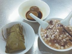 -芳婆糕团店(王府大街店)