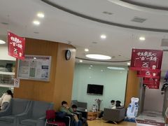 -雅悦齿科(顾村公园店)