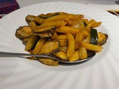 鲍鱼烧土豆-开海·红岛海鲜虾水饺(石老人店)