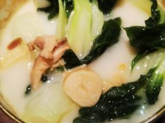 -海派悦庭·海胆烧麦·新融合菜(凯德广场店)