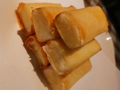 -新大咀港式茶餐厅(宝山万达店)