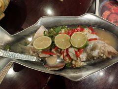 柠檬汁蒸鲈鱼-食肆&Fourteen(武林夜市店)