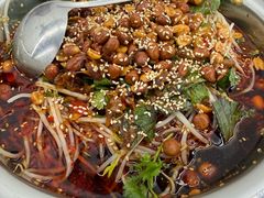 -周良天山牛杂城(天山路总店)