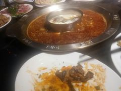 -牛员外鲜切牛肉火锅