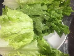 -小辣椒汤锅烧烤(温泉南街店)