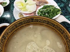 -桥香园云南过桥米线(金马碧鸡店)