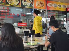 -华威达牛庄(黄埔大道西店)