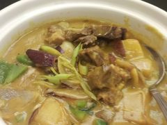 咖喱薯仔牛腩煲-东江海鲜酒家(艺都分店)