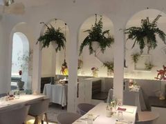 -春树下·树屋花房西餐厅(罍街AS1980店)