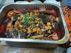 -鸣记脆皮烤鱼·海鲜烤鱼(三八广场店)