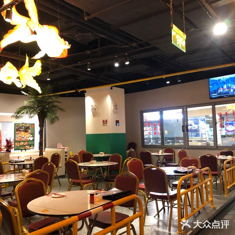 港式茶餐厅天花板