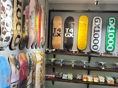 -聚点滑板SPOT SKATE(常熟路店)