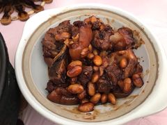 猪手黄豆煲-阿隆煲店(秀仁苑店)