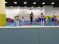 -蜩动儿童运动成长馆(恒生万鹂广场店)