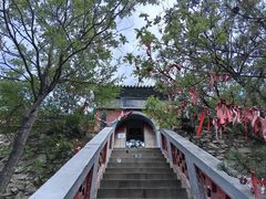 -鸡鸣山旅游风景区