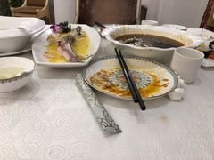 -南京双门楼宾馆(盐仓桥地铁站阅江楼店)