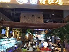 门面-洪氏嗨捞·广东猪肚鸡·椰子鸡火锅(西咸万象城店)