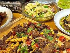 -花卉鱼庄(嘉园文景苑店)