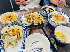 -长人馄饨铺(解放街店)