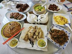 -惠爱餐厅