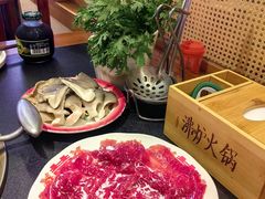 -沸炉重庆老火锅(军事博物馆店)