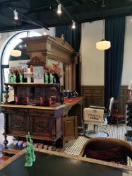 -TWOFACE 双面理发馆