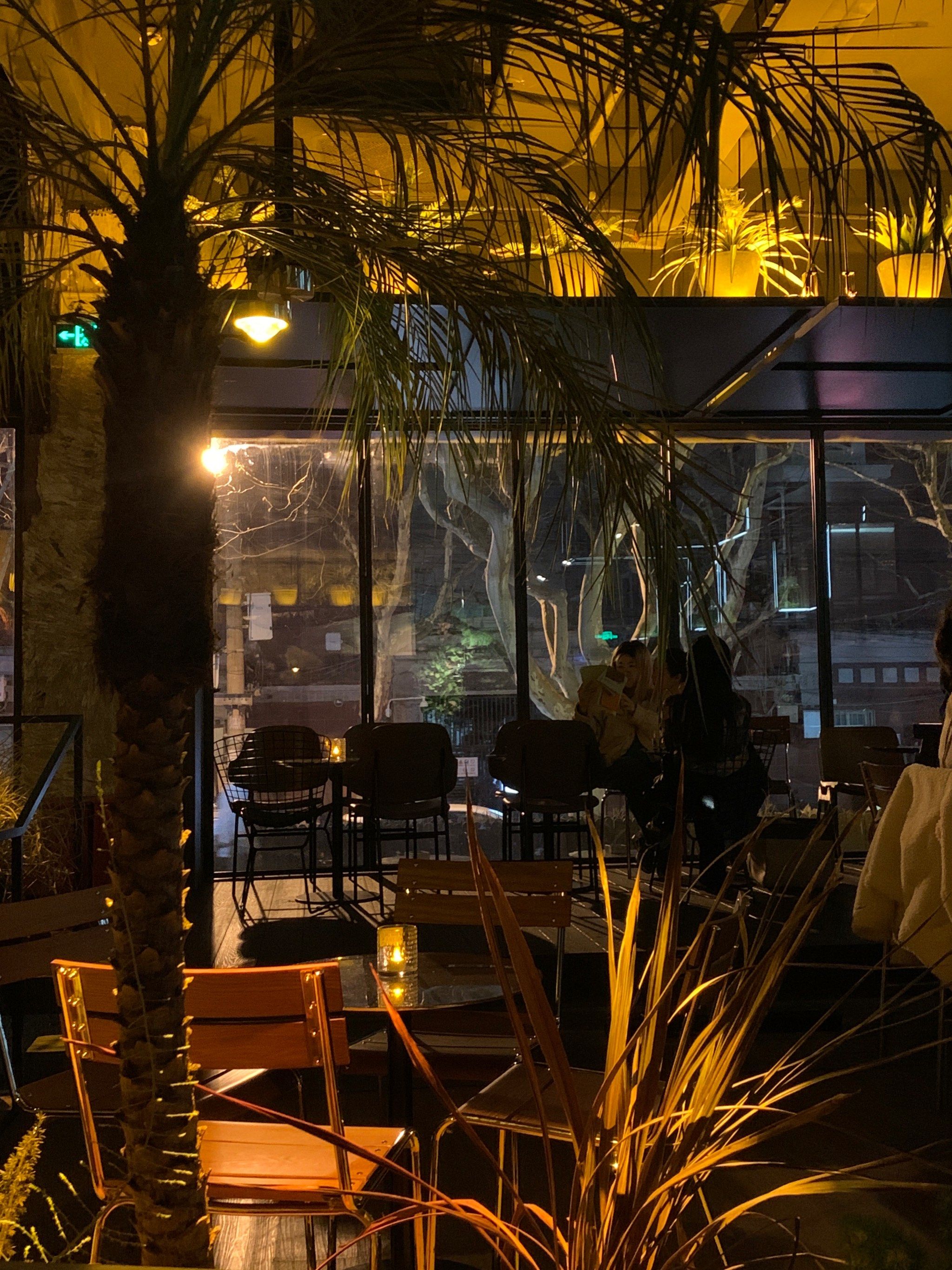 周末不能没有酒