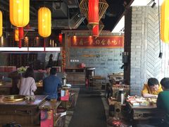 大堂-小龙坎老火锅(北京三里屯店)