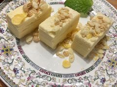 帕芙立-塔哈尔·新疆盛宴(城西银泰店)