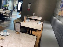 -必胜客(上海新南方商城PH店)