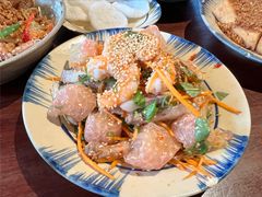 -Cuc Gach Quan Restaurant
