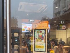 -麦当劳(广州员村西街大院店)