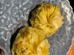 咖喱牛肉烧卖-鑫震源·苏式大虾生煎(山塘街店)