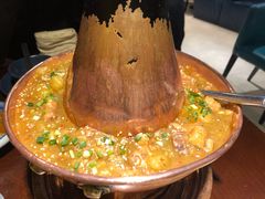 招牌陶锅洋芋鸡-觅山云南菜(泊富ICITY店)