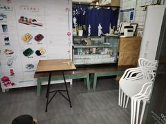 -蜜蜂小象·榴莲千层蛋糕(时代汇11栋店)