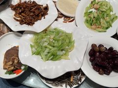 -凤凰园烤鸭店·唐山菜·传承花椒肉(老唐丰路店)