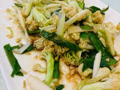 生蒜炒菜花-桃子餐厅·天津菜(王顶堤总店)