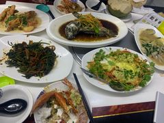 -量贩海鲜餐厅