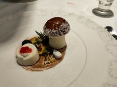 -青岛遇见米兰(八大关店)