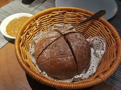 -卡普里披萨·牛扒·下午茶