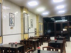 大堂-胡家包子·清真(大众巷店)