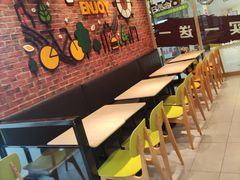 -德克士(华地广场店)