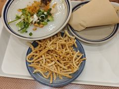 -正南齐北·老街糯米团(洪崖洞店)