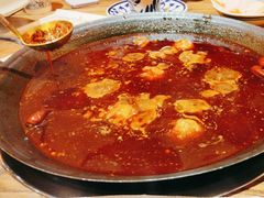 -旧街市鲜货老火锅(大光路店)