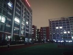 -上海市工商外国语学校