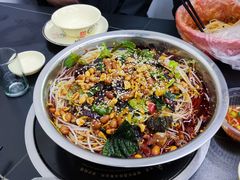 -周良天山牛杂城(天山路总店)