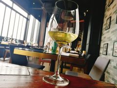 白葡萄酒-AZUL by FUEL蓝色·法式酒馆(琶醍店)